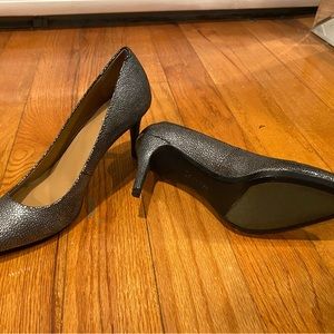 Calvin Klein Gayle pointy high heels - shiny silver/black Size 8.5